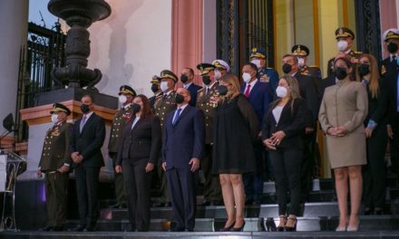 Autoridades de Caracas rindieron  honores al Libertador Simón Bolívar este 19 de abril