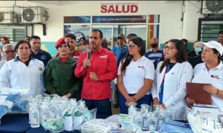 Más de 121 mil insumos médicos fueron entregados en cinco hospitales de La Guaira