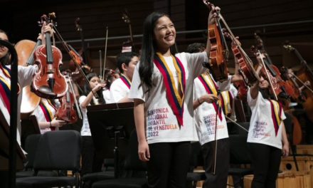Sinfónica Nacional Infantil de Venezuela llegó a Ginebra para desarrollar agenda a favor de la paz