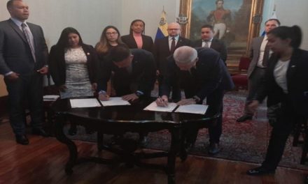Venezuela y Rusia firman acuerdo de cooperación en materia deportiva