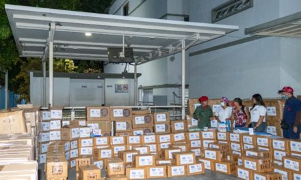 Suaf entregó 72 mil insumos médicos a hospitales en Caracas