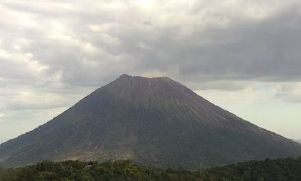 El Salvador en estado de alerta por actividad del volcán Chaparrastique