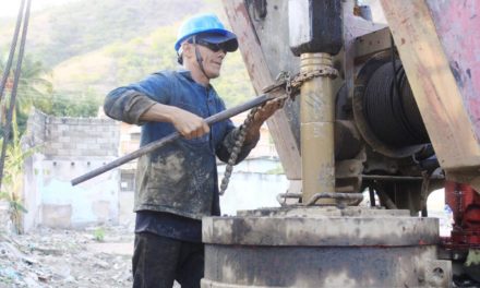 Construcción de pozo en San Joaquín de Turmero beneficiará a siete mil habitantes