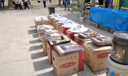 Bricomiles de educación entregaron materiales en Zamora