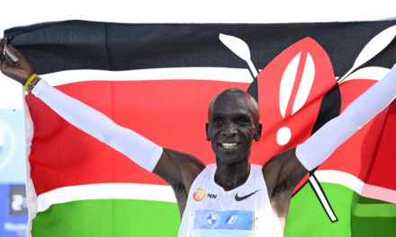 Otorgaron Premio Princesa de Asturias a maratonista keniano Kipchoge