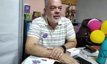 Dr. Pedro Rodríguez: Obedezco a Dios llevando luz en un valle de sombra