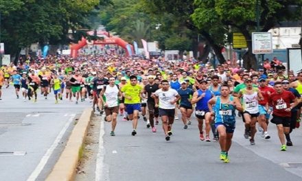 Whinton Palma ganó media maratón Simón Bolívar de Caracas
