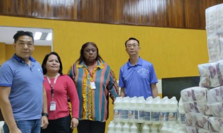 Gobierno Bolivariano y empresarios chinos realizaron donativos al Hospital Central de Maracay