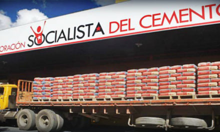 Federación Bolivariana desarrolla plan para incrementar y exportar cemento