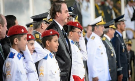 Gobierno de Brasil cierra programa de escuelas cívico-militar creado por Bolsonaro