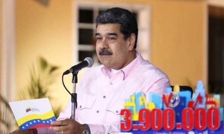 Presidente Maduro destacó esfuerzo colectivo de la Gmvv para garantizar viviendas dignas