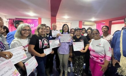 Instituto de la Mujer Aragua inició celebración del 27° Aniversario
