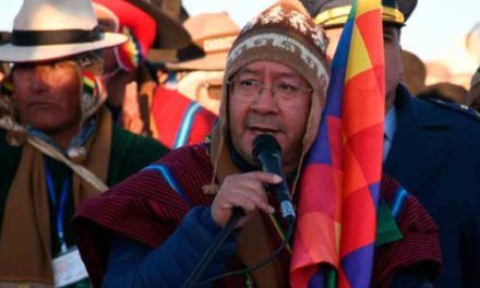 Presidente de Bolivia encabezará parada militar por 198° Aniversario de la independencia