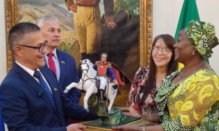 Instalada Comisión Mixta Congo-Venezuela para reforzar cooperación e intercambio cultural