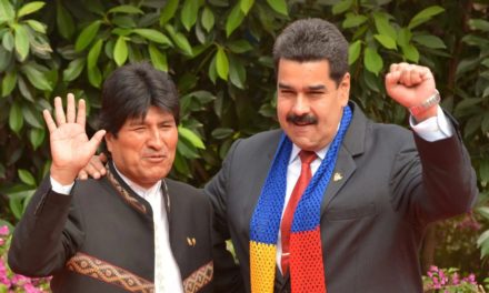 Evo Morales visitó el Parque Nacional Canaima en Bolívar