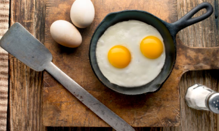 ¿Qué efectos tiene el consumo de huevo en los huesos?