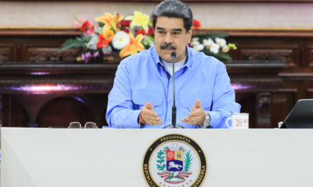 Presidente Maduro ordena modernizar la Escuela Nacional de Administración y Hacienda Pública