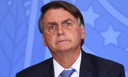 Tribunal brasileño condenó a Bolsonaro por agresiones a periodistas