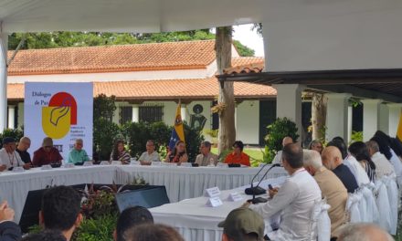 Gobierno colombiano y ELN culminaron cuarto ciclo de diálogos de paz