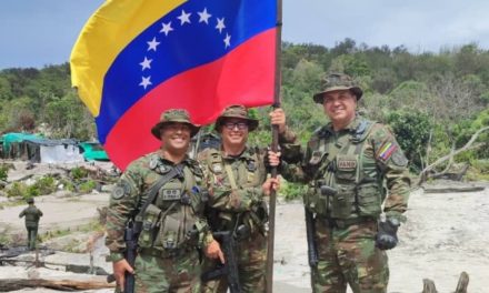 Maduro honra a la FANB en operaciones estratégicas para garantizar la paz