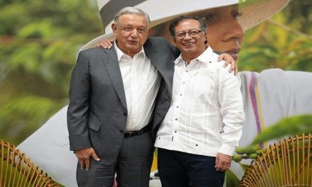 Presidente de México inició visita oficial a Colombia