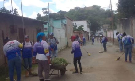Fundaragua realizó labores de limpieza en El Pedregal del municipio Ribas