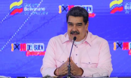 Maduro: Con respeto a la Constitución fortaleceremos la unión nacional por la paz