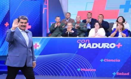 Presidente Maduro: El inicio de clases abre el futuro de nuestra juventud