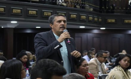 Poder Legislativo enaltece relaciones Venezuela-India en su 64° Aniversario