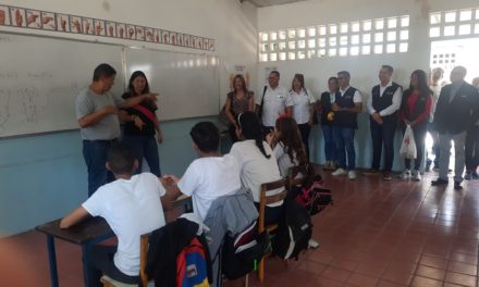 Representantes del Rotary Nacional visitaron Escuela de Sordos «Maracay»
