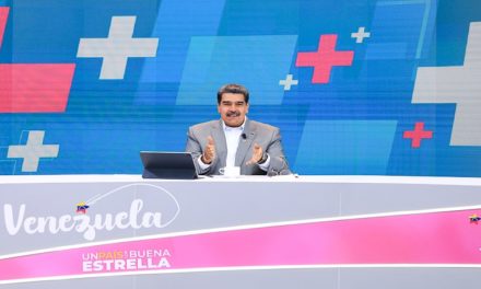 Presidente Maduro destaca campaña pedagógica para Referéndum Consultivo del 3D