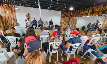 Realizado Café Soberano en defensa del Esequibo en Las Tejerías