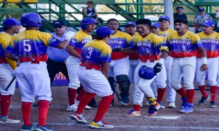 Venezuela se pone a prueba en Mundial U18 de sóftbol
