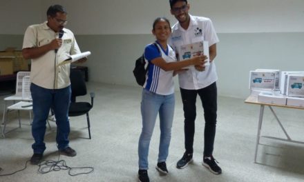 Fundacite entregó kit de química a docentes de Instituciones Educativas de Aragua