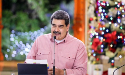 Jefe de Estado invita a venezolanos disfrutar de la Navidad