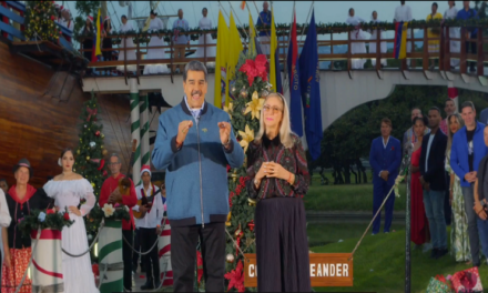 Jefe de Estado celebra la Navidad con ocho palabras que describen a los venezolanos