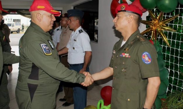 Autoridades de la FANB Aragua celebraron la llegada de la Navidad