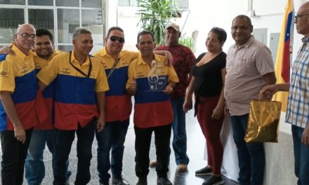 Gobierno de Aragua reconoció labor de músicos y artistas