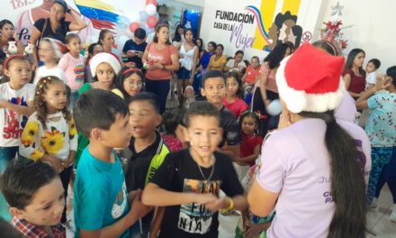 Consentidos del Programa Leopoldo en Ribas celebraron compartir de fin de año