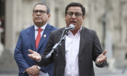 Ministro de Salud de Perú pidió calma ante el aumento de casos de la covid-19