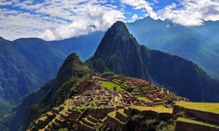 Realizan protesta contra privatización de Machu Picchu