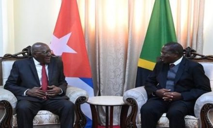 Cuba y Tanzania expresaron disposición de fortalecer cooperación