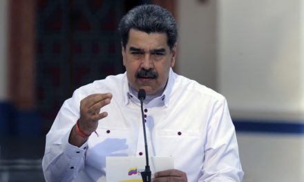 Presidente Maduro destaca esfuerzo propio para construir un país libre y próspero
