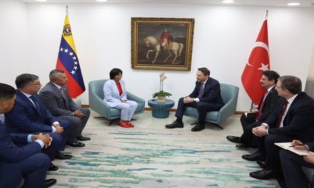 Turquía y Venezuela fortalecen cooperación bilateral en materia energética