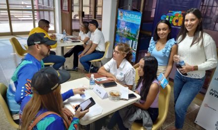 Fam Trip de Conviasa en Cumaná promociona potencialidades turísticas de la región
