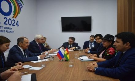 Bolivia y Rusia se reúnen para fortalecer lazos de cooperación