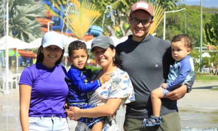 Temporadistas disfrutaron  Carnavales Felices y Seguros 2024 en Parque Acuático Maracay