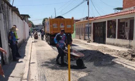 Gobierno regional mantiene despliegue de bacheo en Aragua
