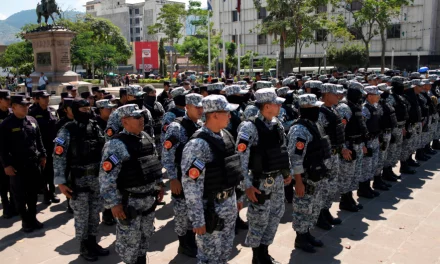 Fuerte despliegue policial en El Salvador por elecciones