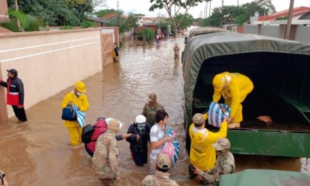 Entregadas ayudas humanitarias a los afectados por las lluvias en Bolivia
